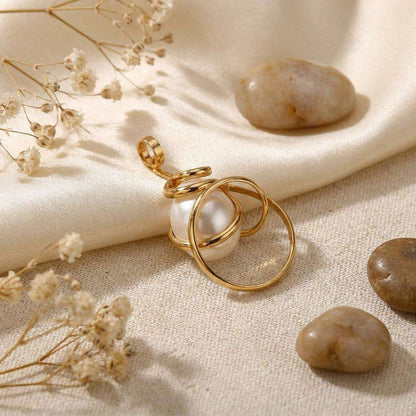 Colier Sculptural "Golden Pearl Orbit" - Geoma.ro