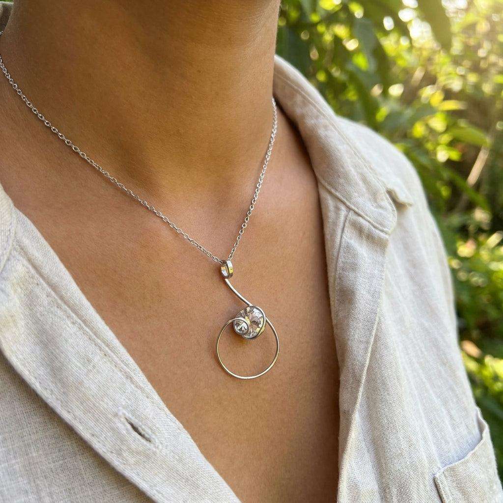 Colier Statement Aura Loop - Geoma.ro