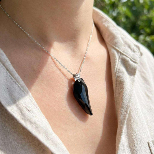 Colier "Obsidian Blade"