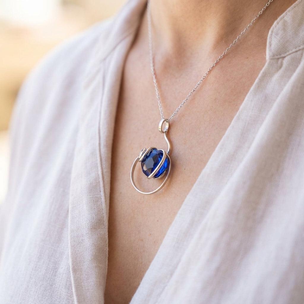Colier / Pandativ „Aura” – Cristal Albastru - Geoma.ro